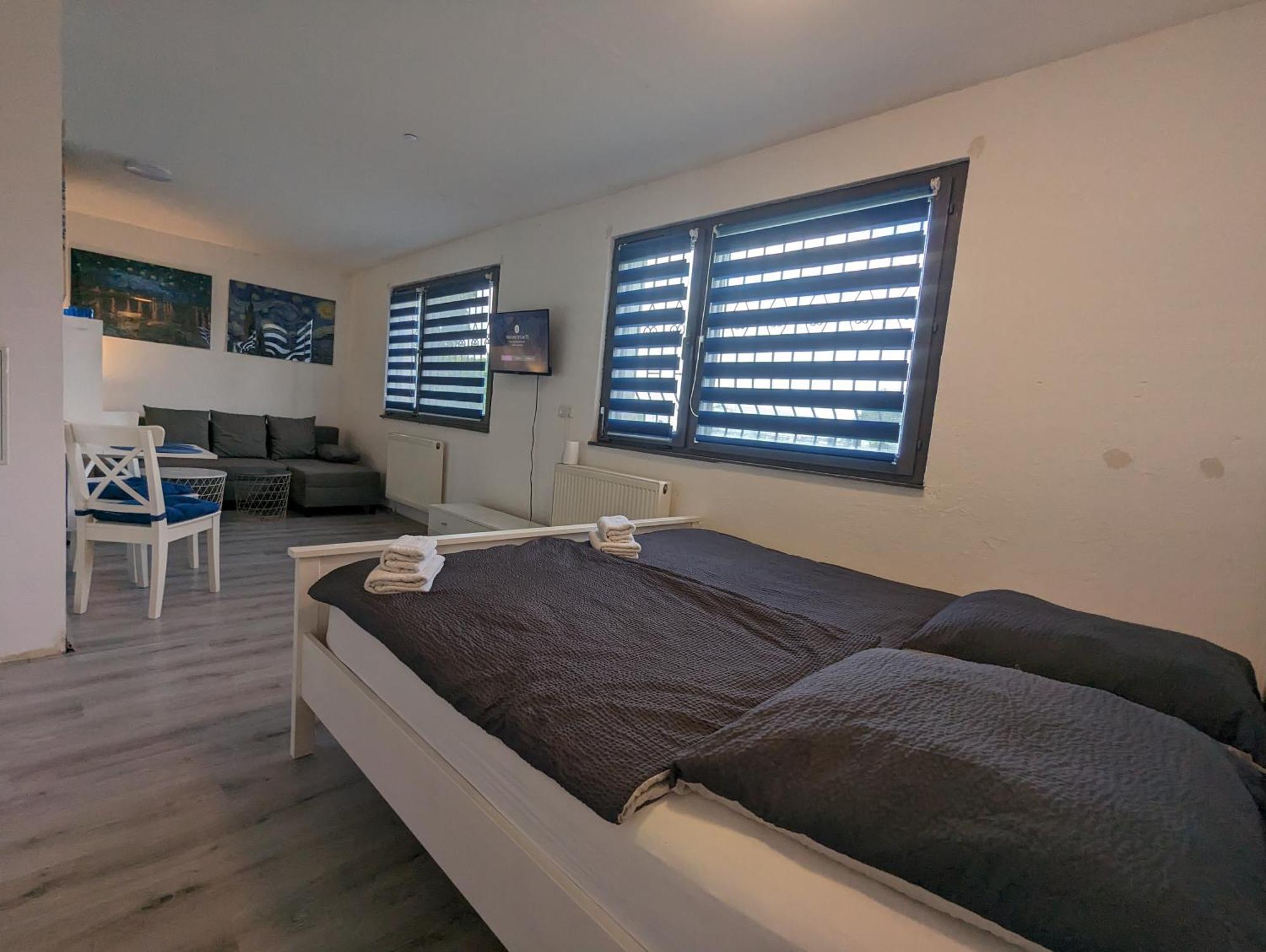 Lovely Studio With Free Parking On Premisis Asten Exterior foto