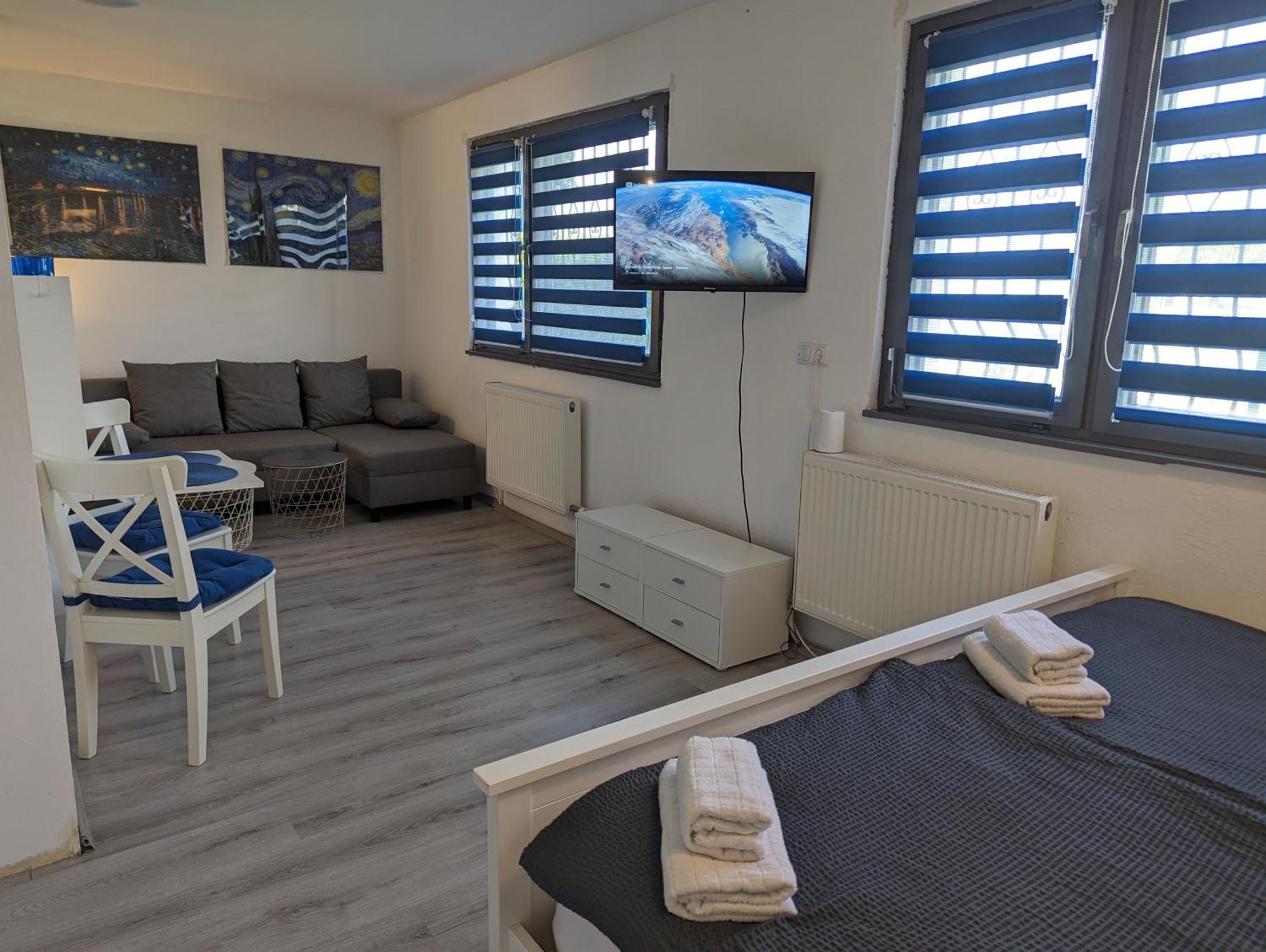 Lovely Studio With Free Parking On Premisis Asten Exterior foto